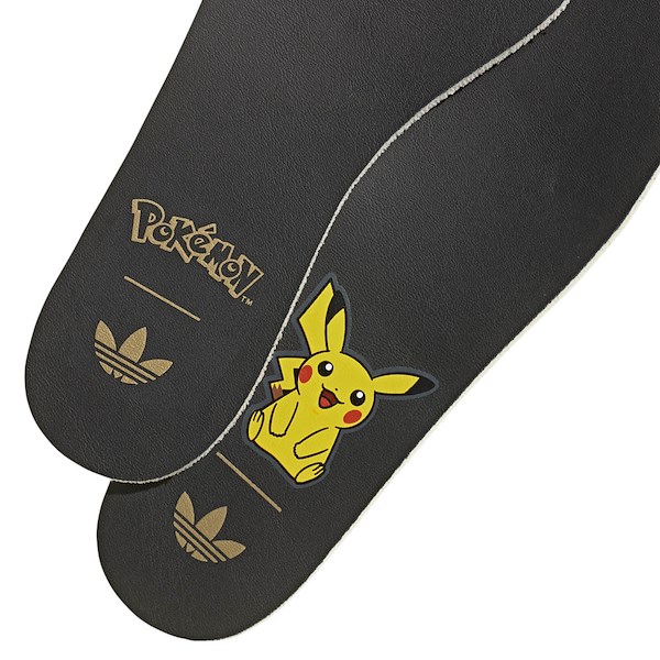 alternate view adidas x Pokémon Superstar II Athletic Shoe - Big Kid - Cloud White / Core Black / Gold MetallicALT2B